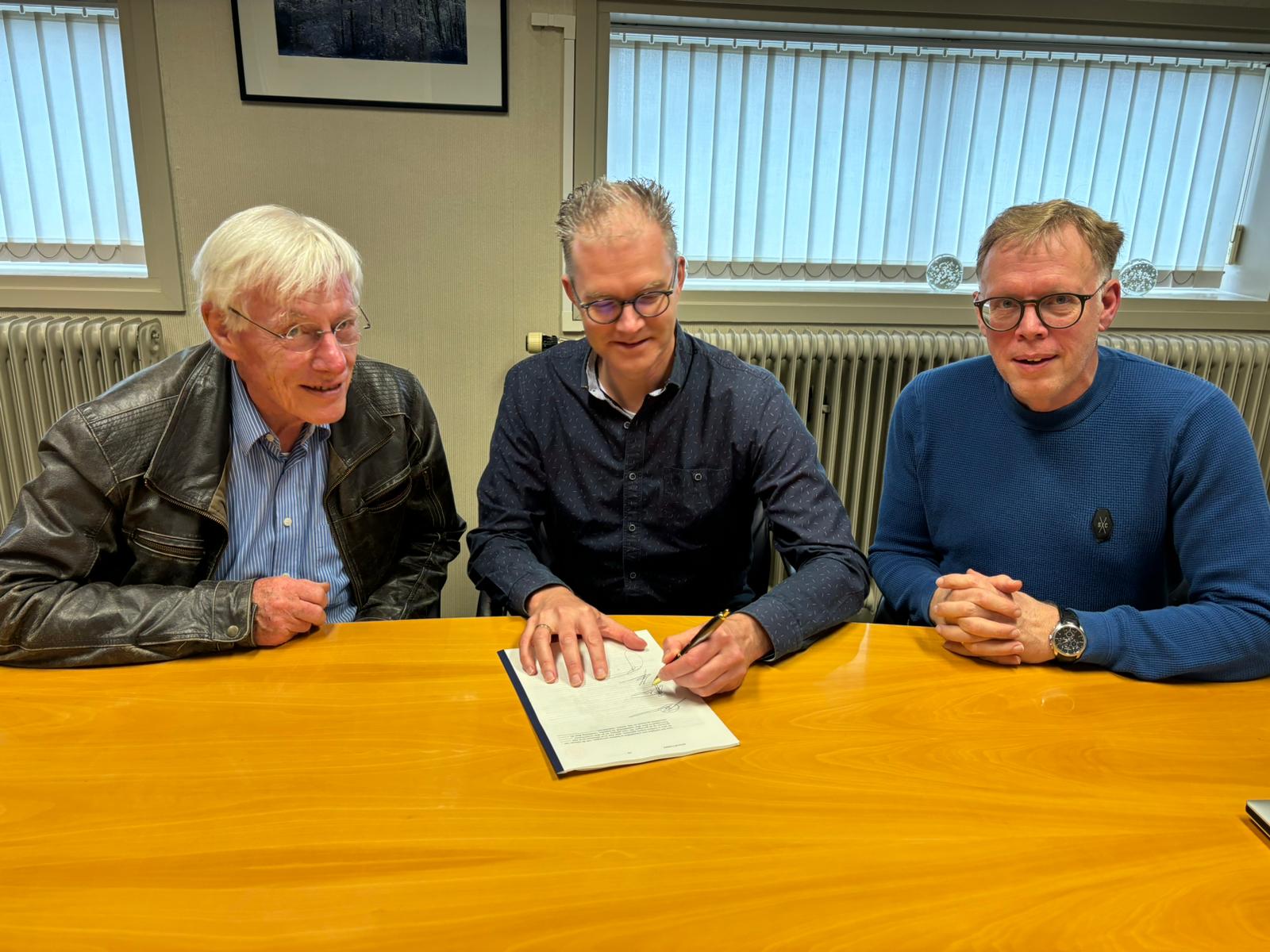 Tekening OprichtingsAktie op 3 mei 2024